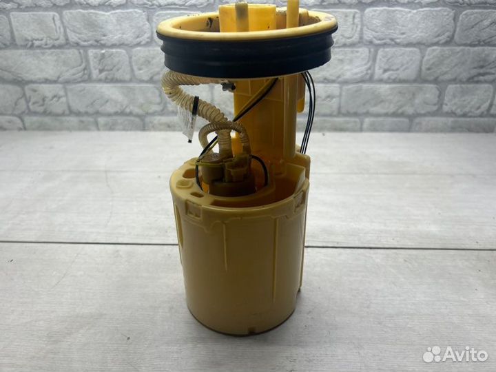 Топливный насос бака Volkswagen Transporter T5