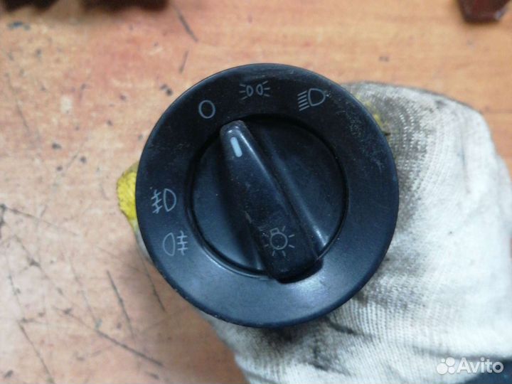 Переключатель света 1C0941531A VW Passat b5