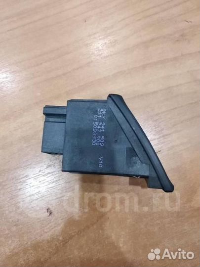 Кнопка аварийной сигнализации Audi A4 (B8) 2007-2