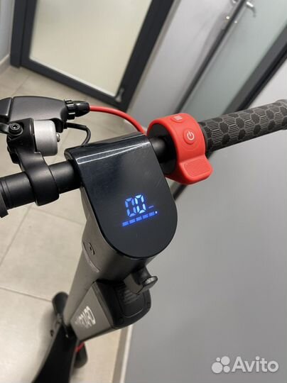 Самокат взрослый электрический