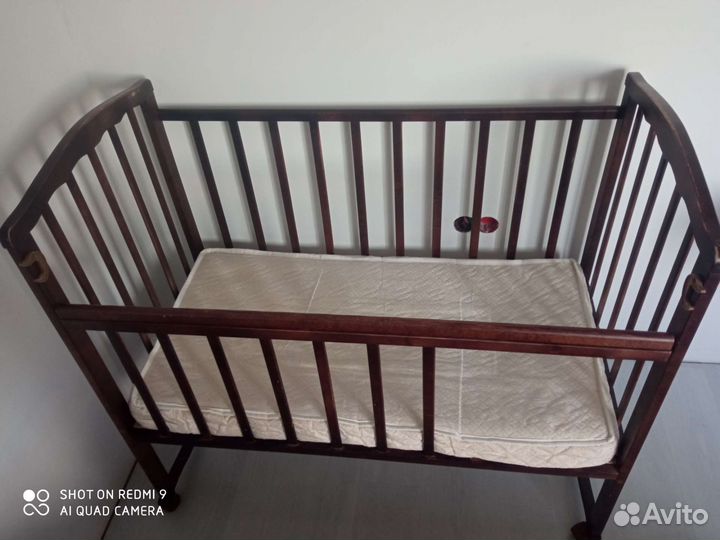 Детская кроватка