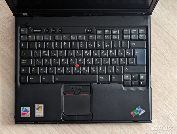 Ноутбук легенда IBM ThinkPad T42 в идеале