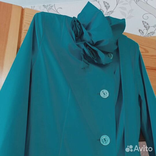 Плащ женский