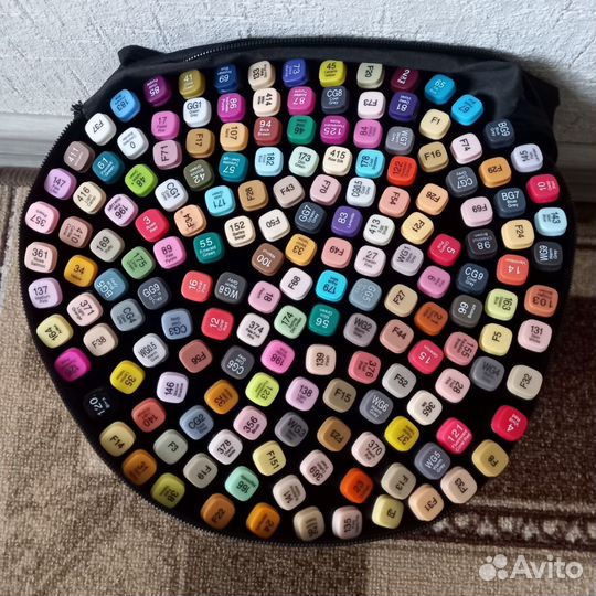 Маркеры спиртовые 168 шт для скетчинга б/у