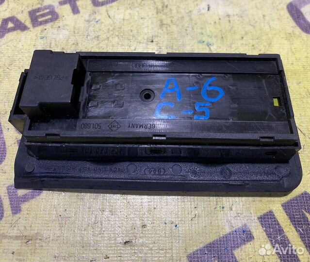 Блок управления стеклоподъемниками Audi A6 C5