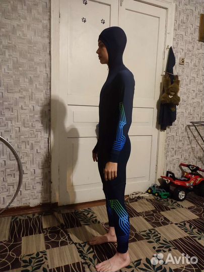 Комбинезон для конькобежного катания