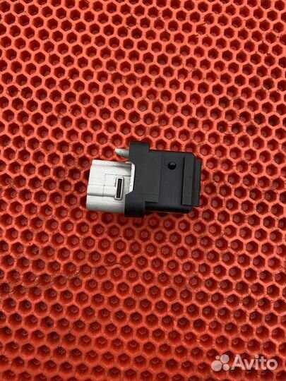 Реле драйвера форсунок Mitsubishi Galant 8 gdi