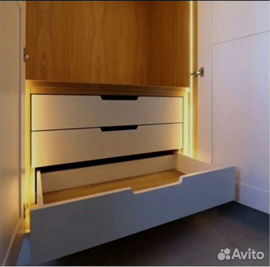 Дизайнерский шкаф