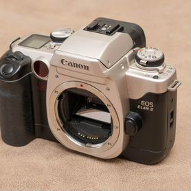 Пленочный фотоаппарат Canon EOS elan II