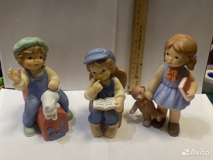 Статуэтки Regal