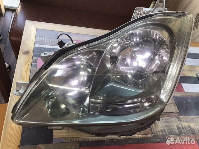 Фара toyota crown