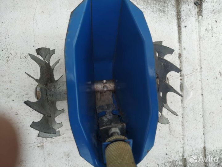 Ручная сеялка СССР