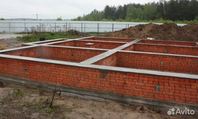 Кирпич красный полнотелый