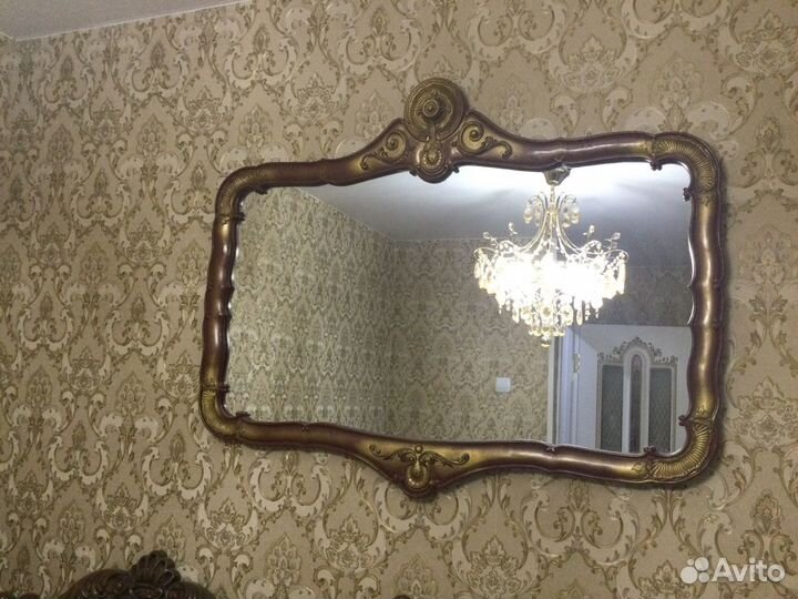 Зеркала в багете в классическом стиле