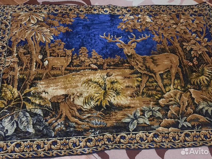 Гобелен плюшевый с оленями на стену