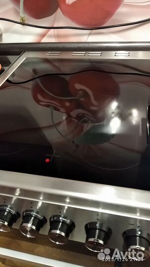 Керамическая плита и вытяжка