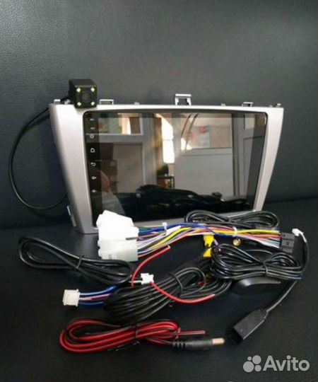 Магнитола Toyota avensis 3