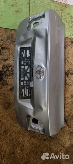 Крышка багажника toyota avensis т27