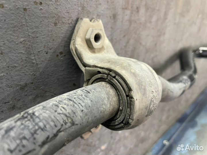 Стабилизатор передний Audi A3 8V