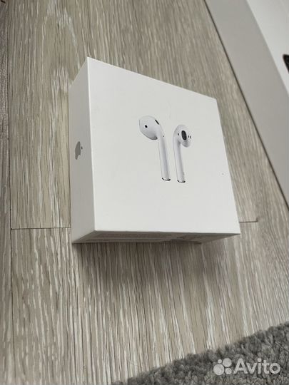 Коробка от iPhone