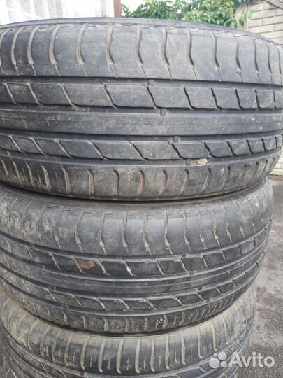 Nokian Tyres Hakka Blue 215/60 R16 82