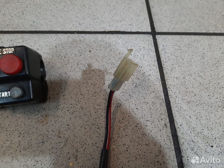 Пульт руля правый Yamaha XT600Z Tenere 1988