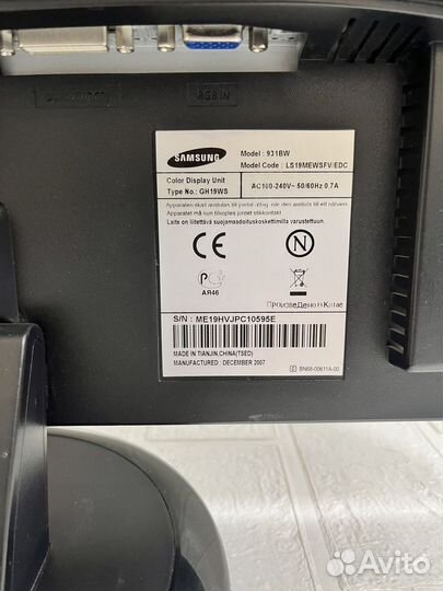 Монитор Samsung SyncMaster 931BW