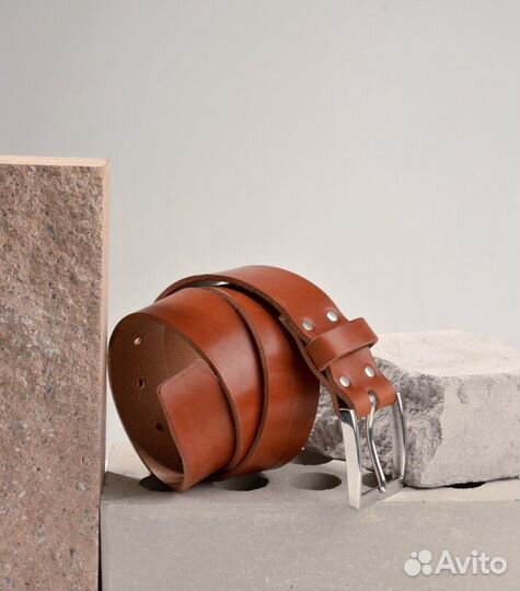 Мужской кожаный ремень