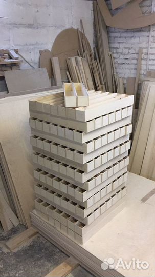 Деревянный ящик