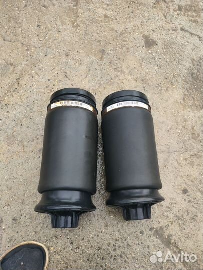 Пневмо подушки задние