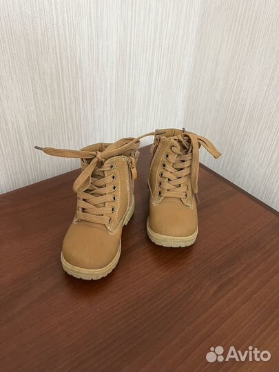Ботинки детские 23 размер