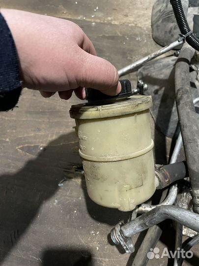 Бачок гидроусилителя Ниссан Альмера G15