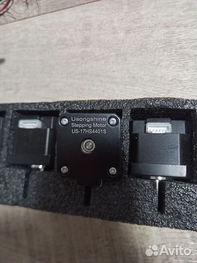 Шаговый двигатель