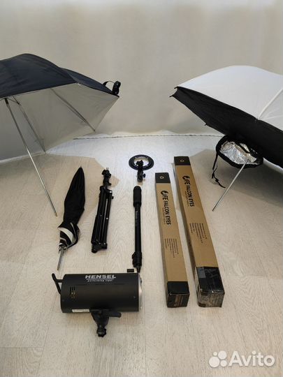 Фото оборудование вспышка, стойки, софтбоксы