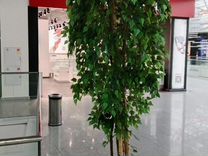 Искусственное дерево в горшке
