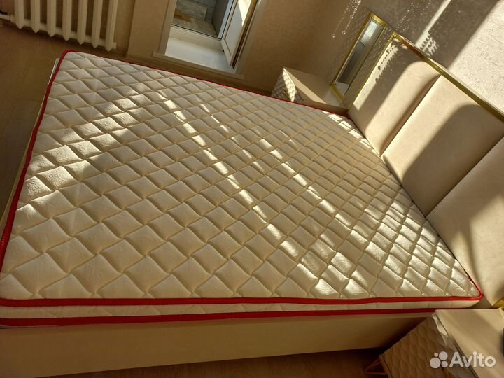 Матрас 160х200