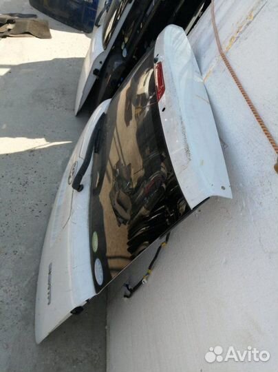 Дверь багажника Toyota Sienta NCP81