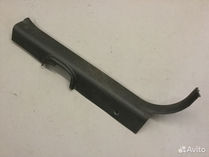 Накладка на порог внутренняя Хендэ Туксан 04-10г