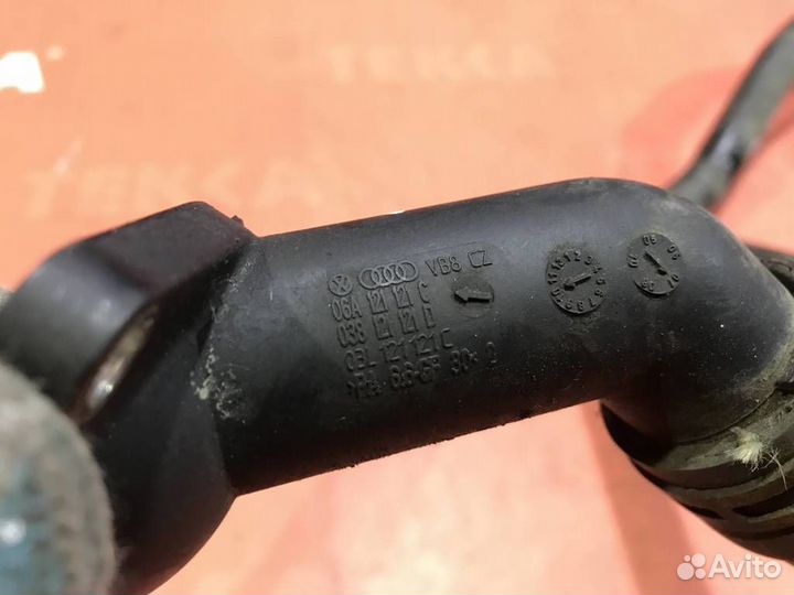 Шланг системы охлаждения Фольксваген Джетта 1К