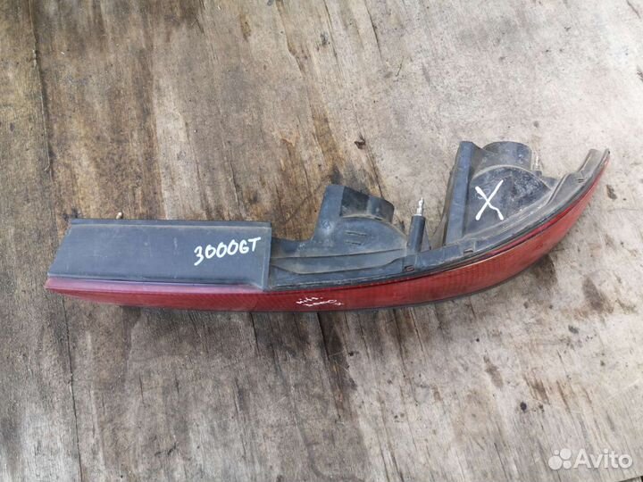 Фонарь задний правый додж стелс