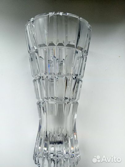 Ваза для цветов хрустальная