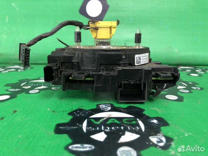 Шлейф подрулевой 5K0953549B skoda-octavia