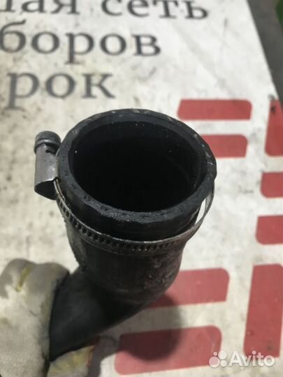 Патрубок интеркулера Kia Sorento II (2009—2012)