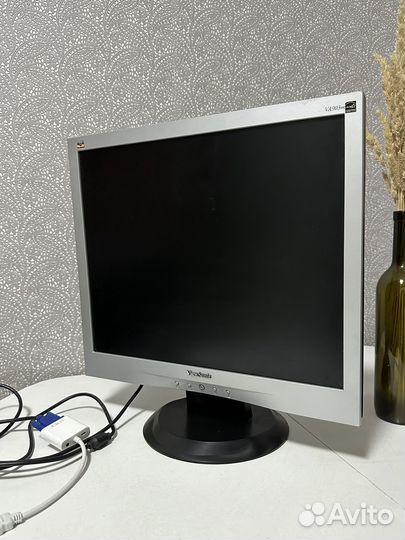 Монитор Viewsonic