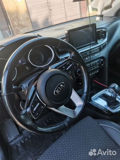 Kia Ceed 1.6 AT, 2018, 75 000 км