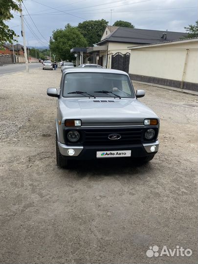 LADA 4x4 (Нива) 1.7 МТ, 2017, 100 000 км