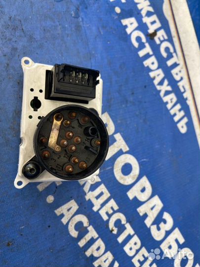 Переключатель света. Scania P094Cb6X4Hz260