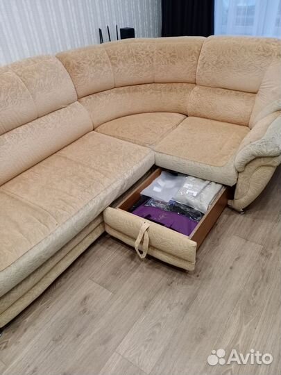 Угловой диван бу