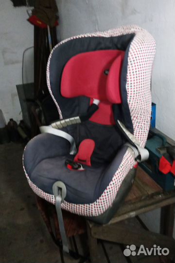 Продаётся детское автокресло