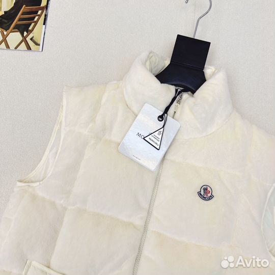 Теплая жилетка Moncler 2024